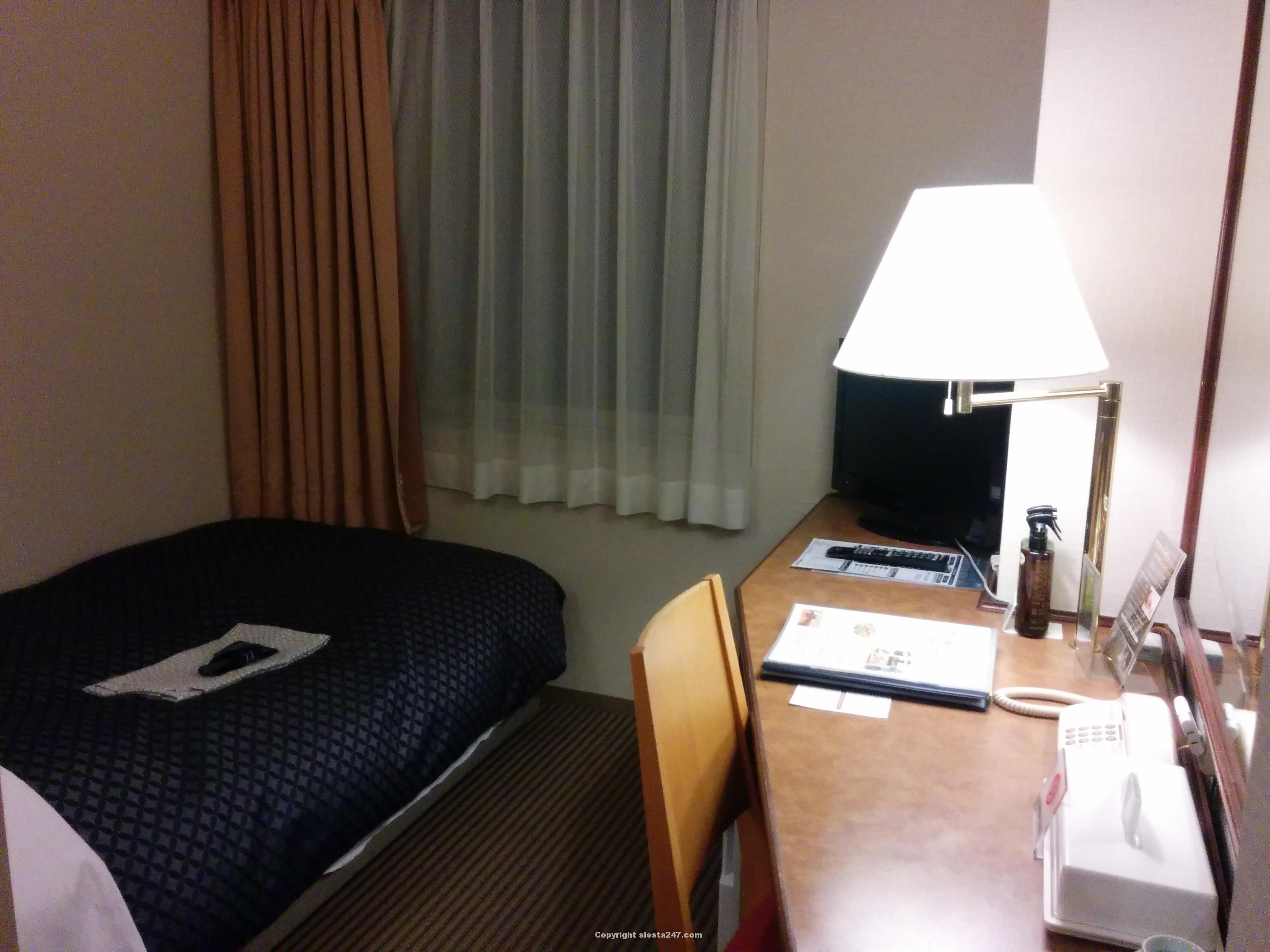 銀座キャピタルホテル本館シングルルームです。